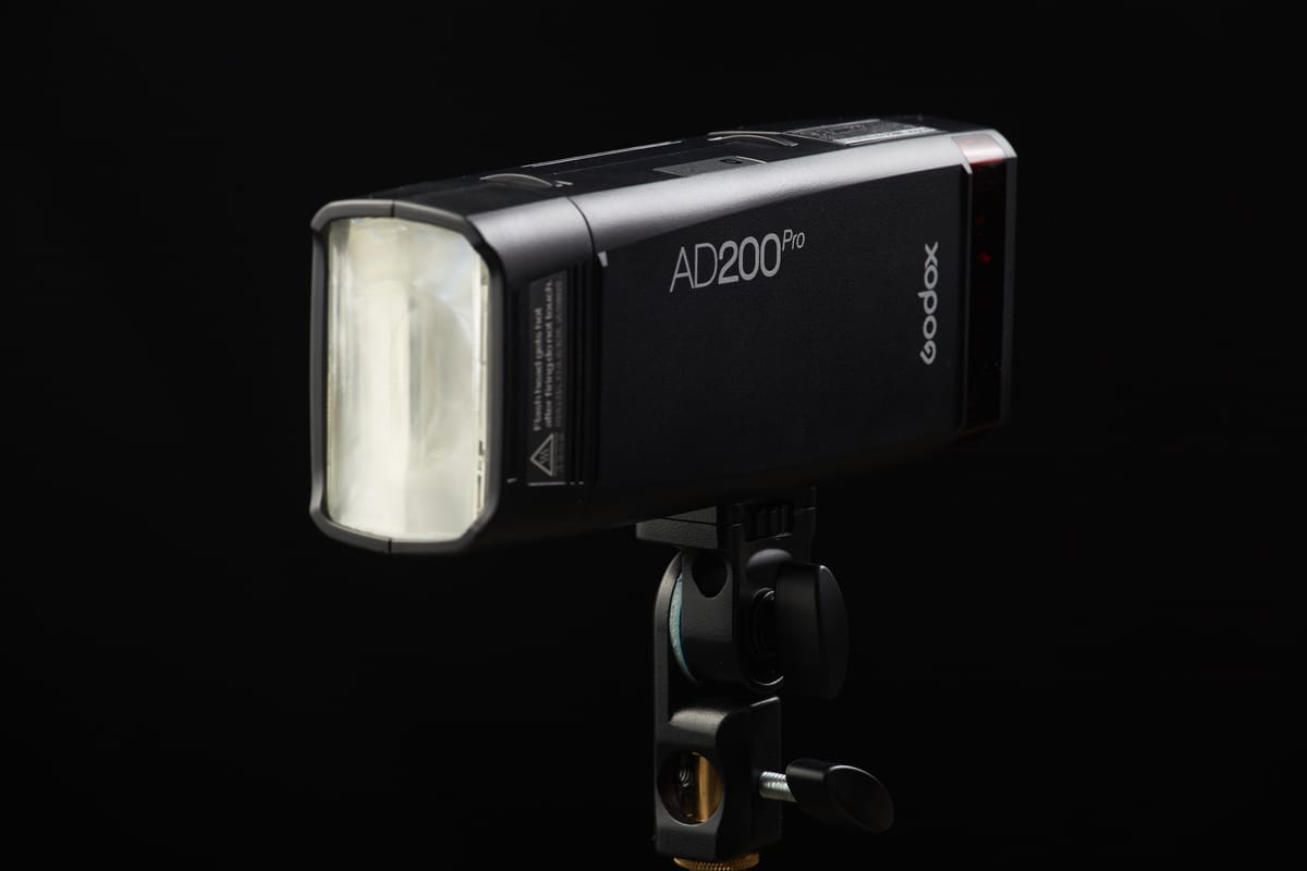 Godox AD200 Pro