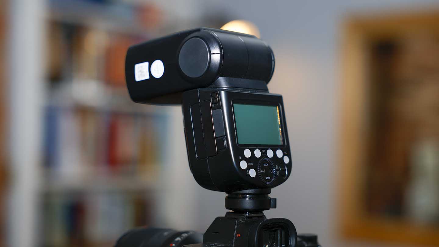 Godox V860III-S